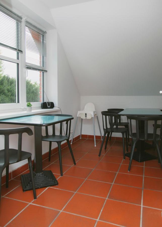 Gaestehaus Vigliarolo Gewerblich Jedes Zimmer Eigenes Bad Gemeinschaftskueche Elmshorn Esterno foto