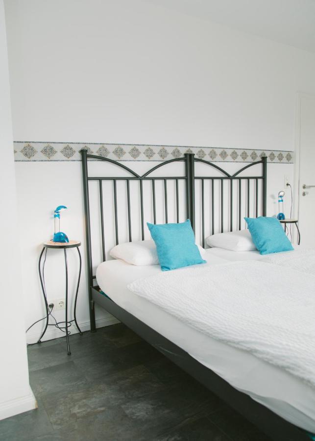 Gaestehaus Vigliarolo Gewerblich Jedes Zimmer Eigenes Bad Gemeinschaftskueche Elmshorn Esterno foto