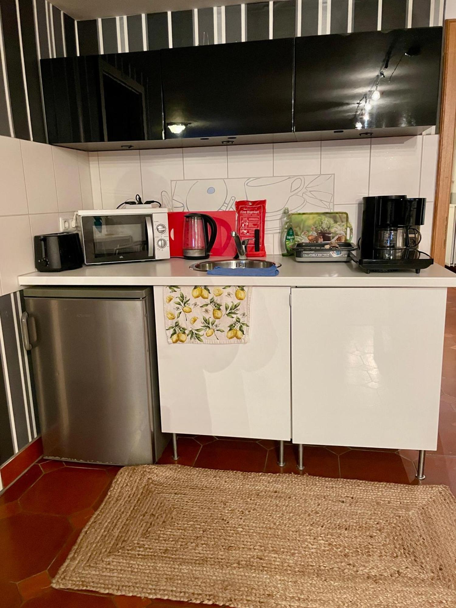 Gaestehaus Vigliarolo Gewerblich Jedes Zimmer Eigenes Bad Gemeinschaftskueche Elmshorn Esterno foto